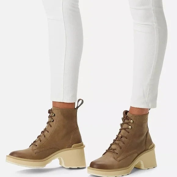 Sorel Hi Line Heel Lace Boots - Picture 5 of 9